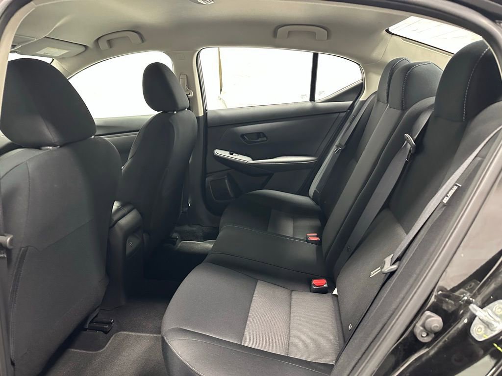 Used 2025 Nissan Sentra SV image 46