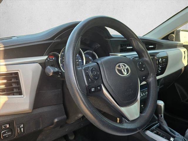 Used 2016 Toyota Corolla LE image 10