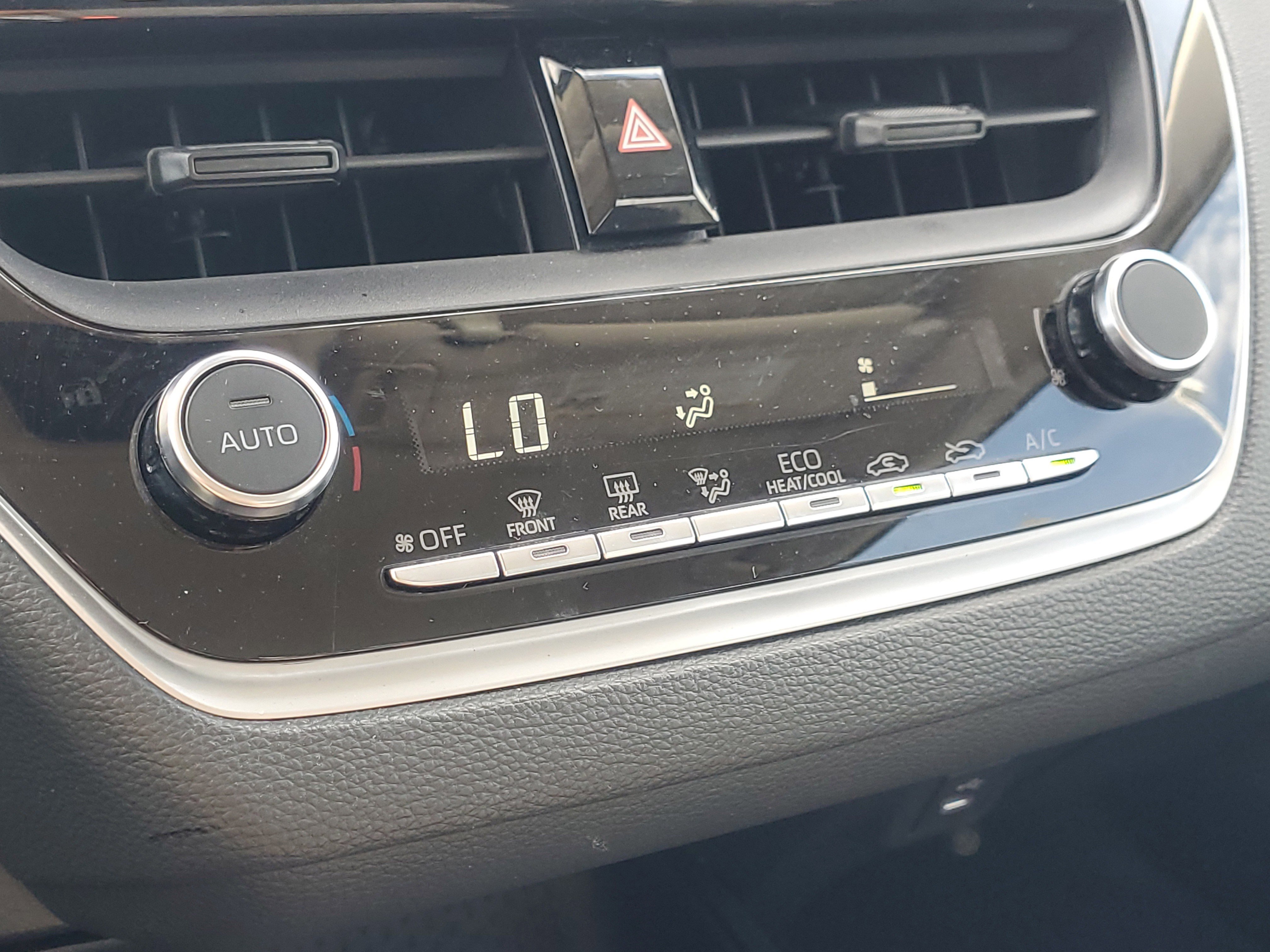 Certified 2023 Toyota Corolla LE image 27