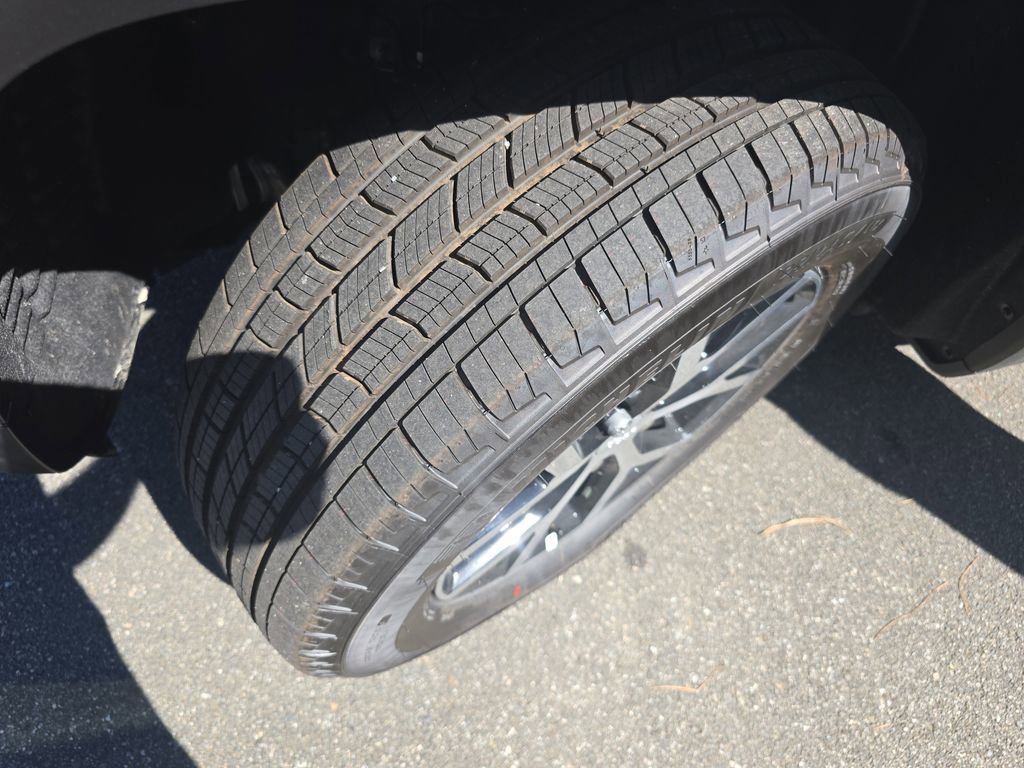 New 2025 Jeep Grand Cherokee L Limited image 33