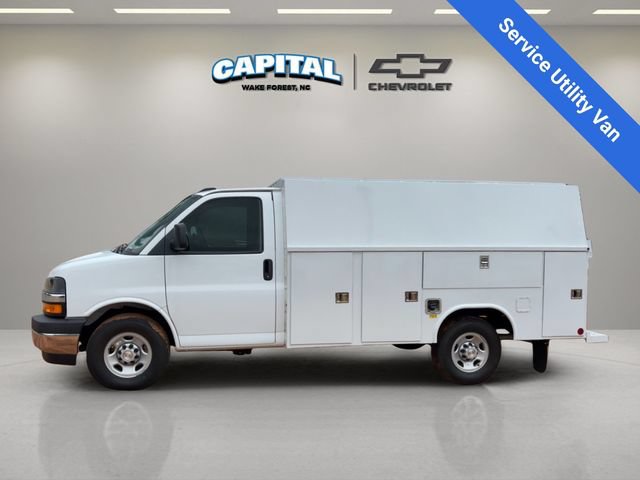 New 2025 Chevrolet Express 3500 w/ Power Convenience Package RWD image 2