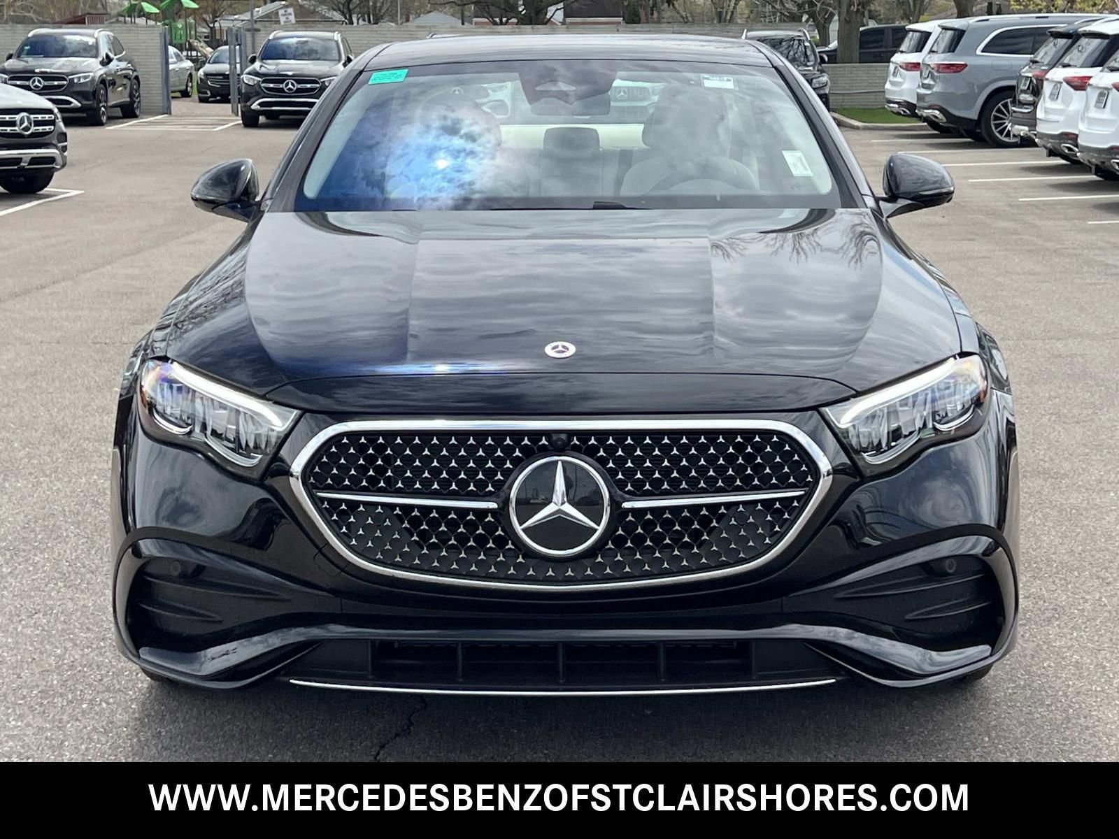 New 2026 Mercedes-Benz E 350 4MATIC Sedan image 9