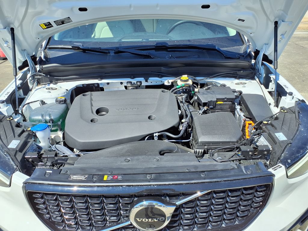 New 2026 Volvo XC40 B5 Plus w/ Protection Package Premier AWD/4WD image 36