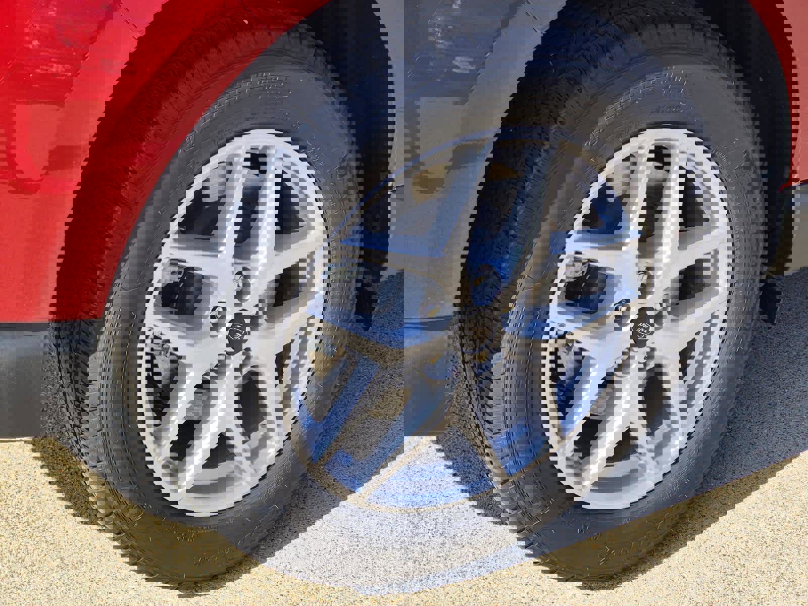 Used 2024 Ford Edge SEL w/ Convenience Package image 7