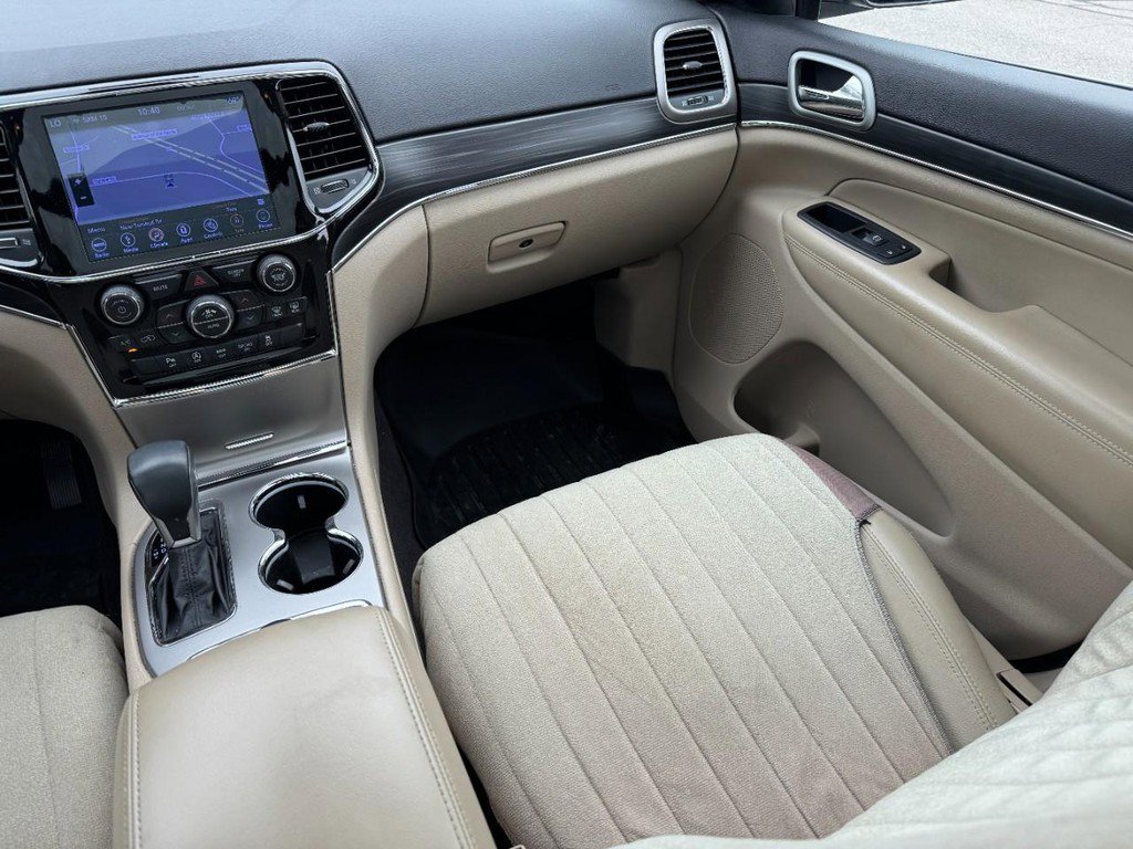 Used 2019 Jeep Grand Cherokee Limited w/ Luxury Group II AWD/4WD image 19
