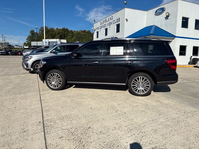 Used 2023 Ford Expedition Limited RWD image 18