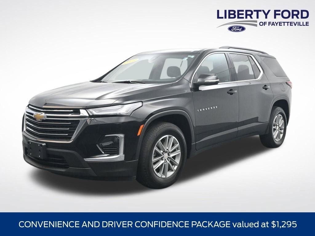 Used 2023 Chevrolet Traverse LT FWD image 1