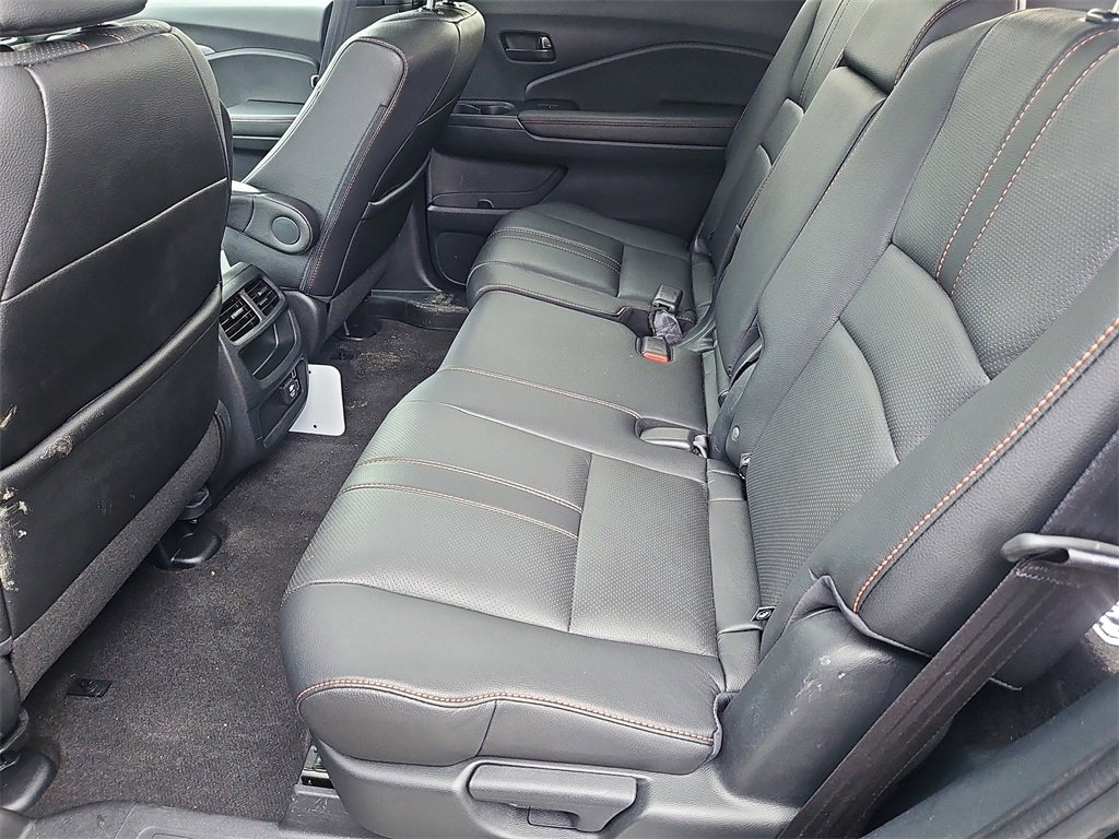 Certified 2023 Honda Passport TrailSport image 33