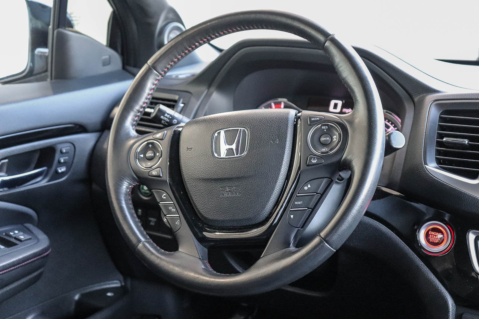 Certified 2019 Honda Ridgeline Black Edition image 18