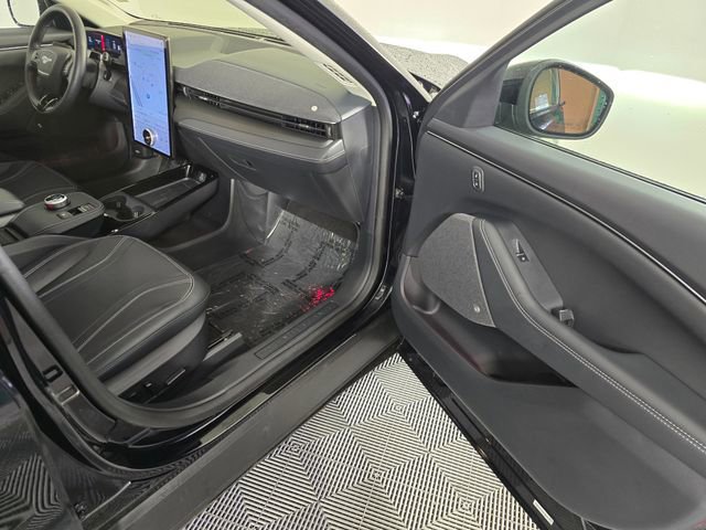 Used 2024 Ford Mustang Mach-E Premium image 12