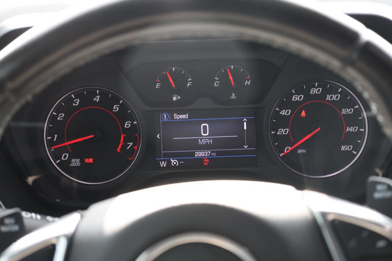 Used 2022 Chevrolet Camaro LT w/ Technology Package image 17