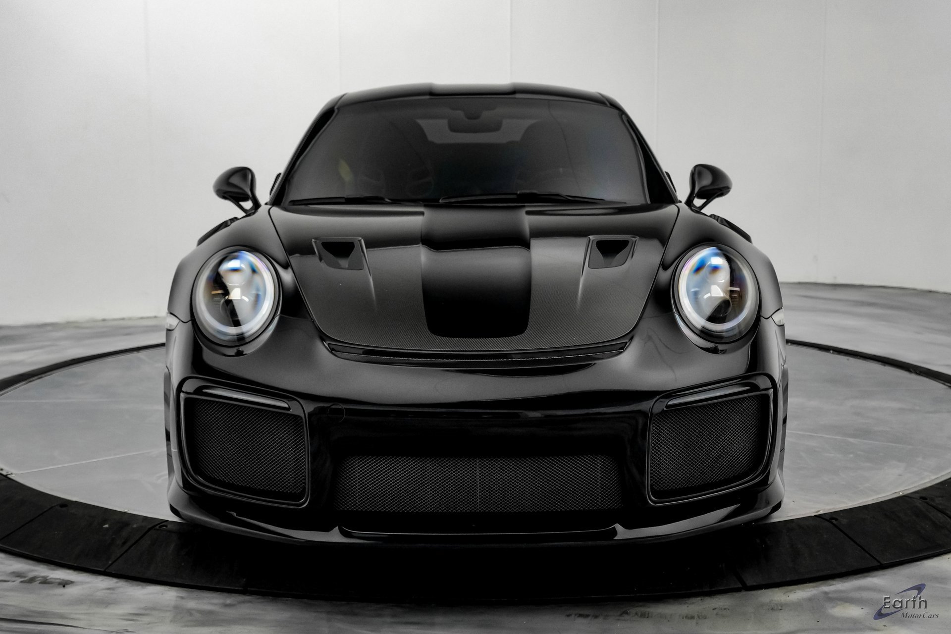 Used 2019 Porsche 911 GT2 RS w/ Weissach Package image 30
