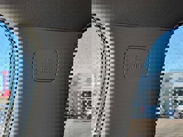 Used 2022 Nissan Rogue SV image 28