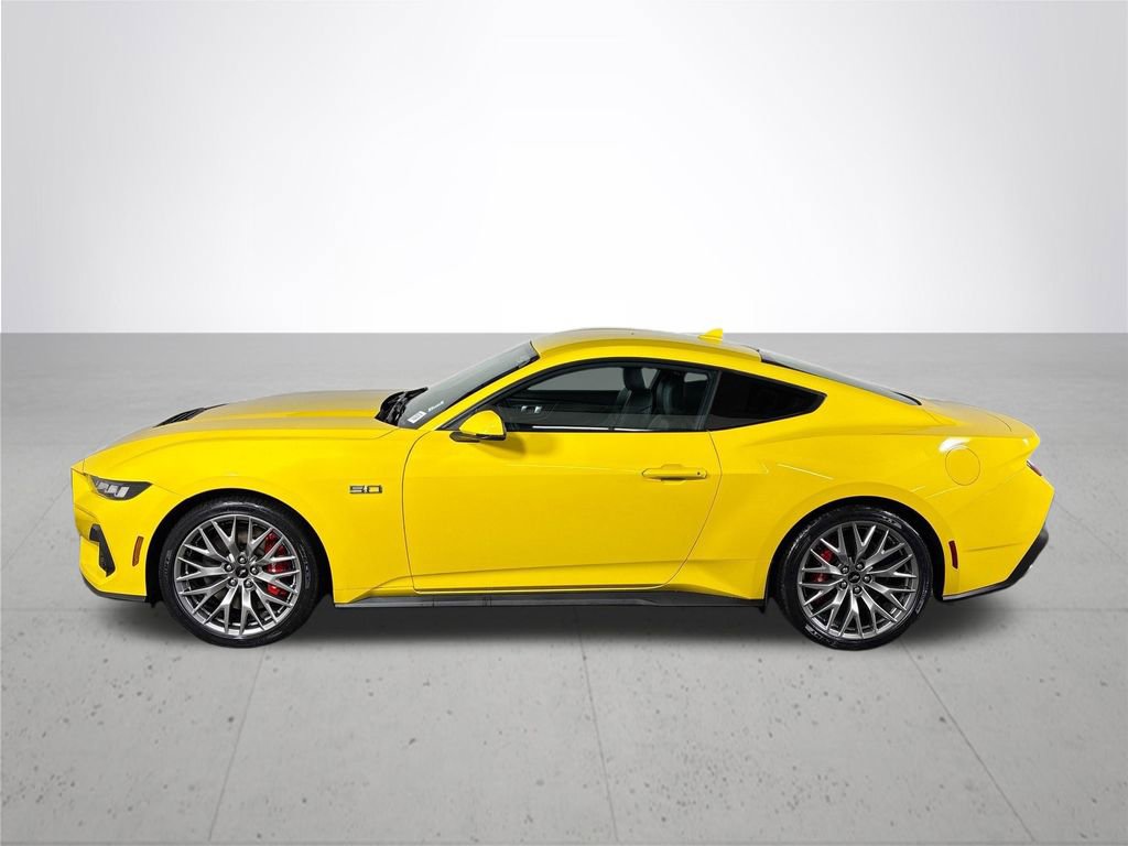 Used 2024 Ford Mustang GT Premium image 10