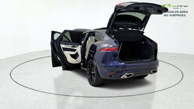 Used 2025 Jaguar F-PACE R-Dynamic S AWD/4WD image 18