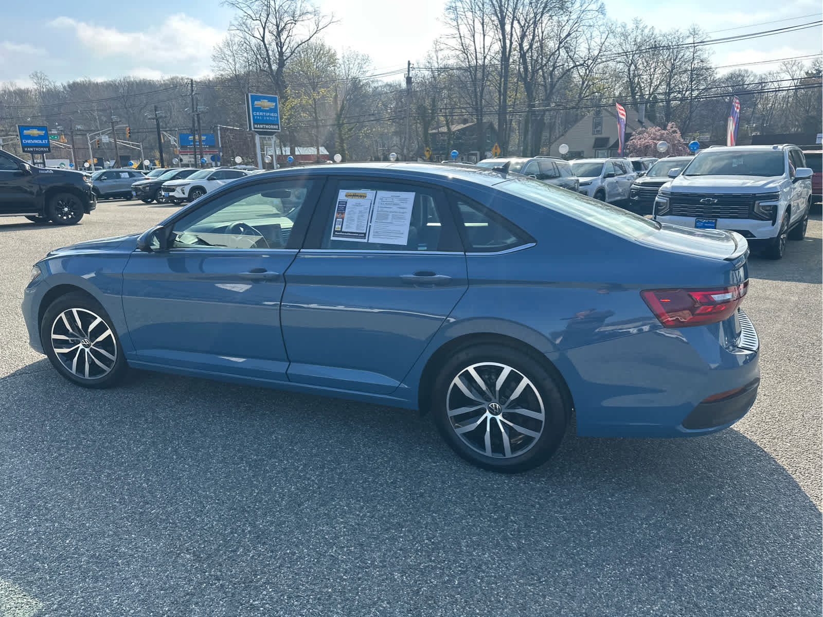 Used 2025 Volkswagen Jetta SE w/ Sunroof Package image 8