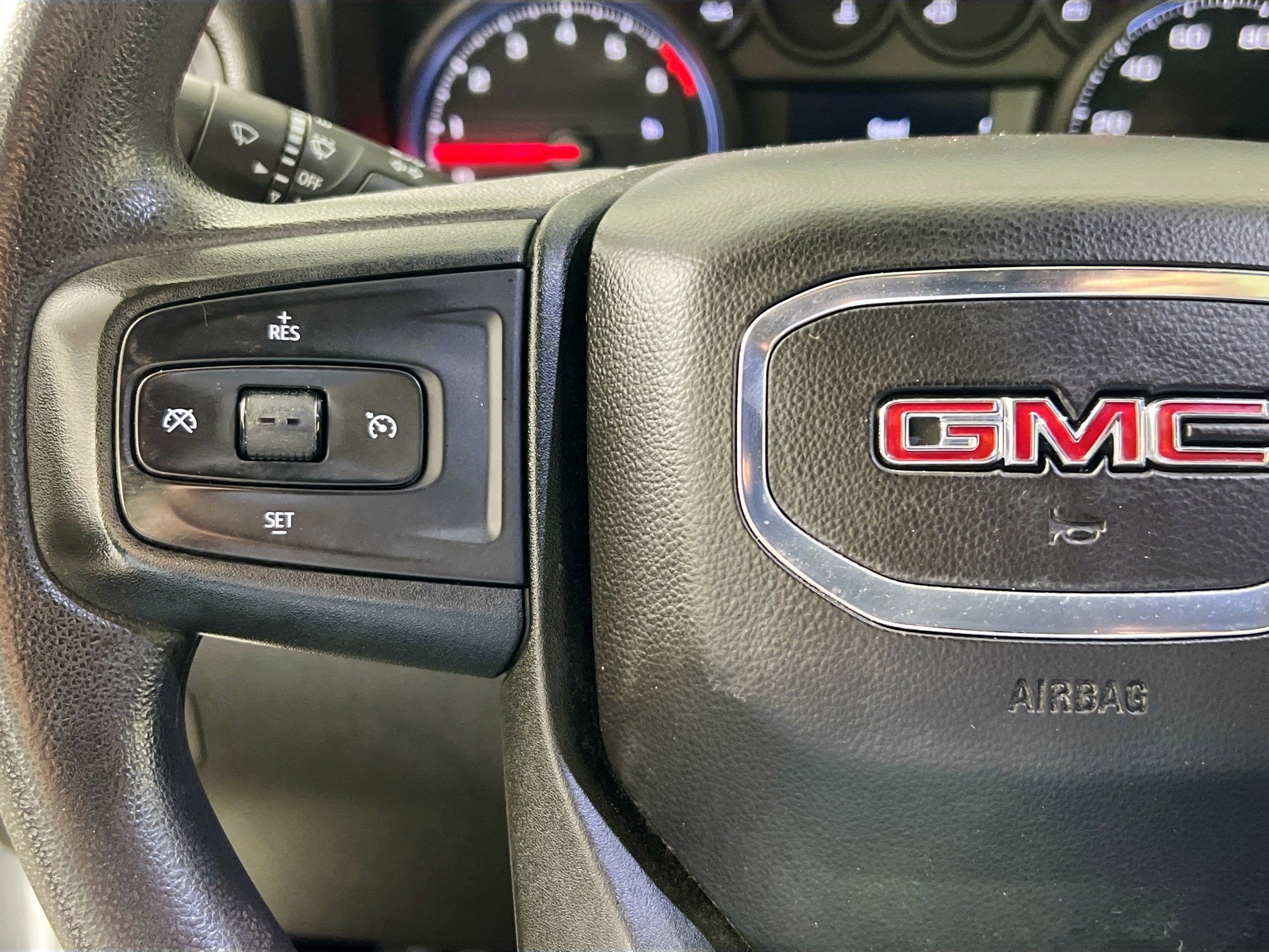 Used 2023 GMC Sierra 2500 Pro w/ Convenience Package image 16