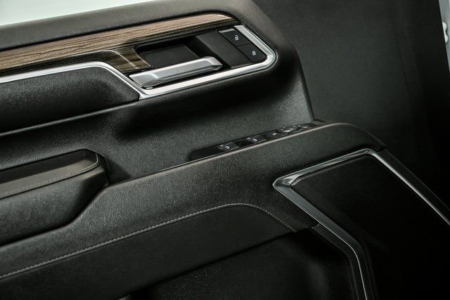 Certified 2024 Chevrolet Silverado 3500 LT w/ Convenience Package image 8