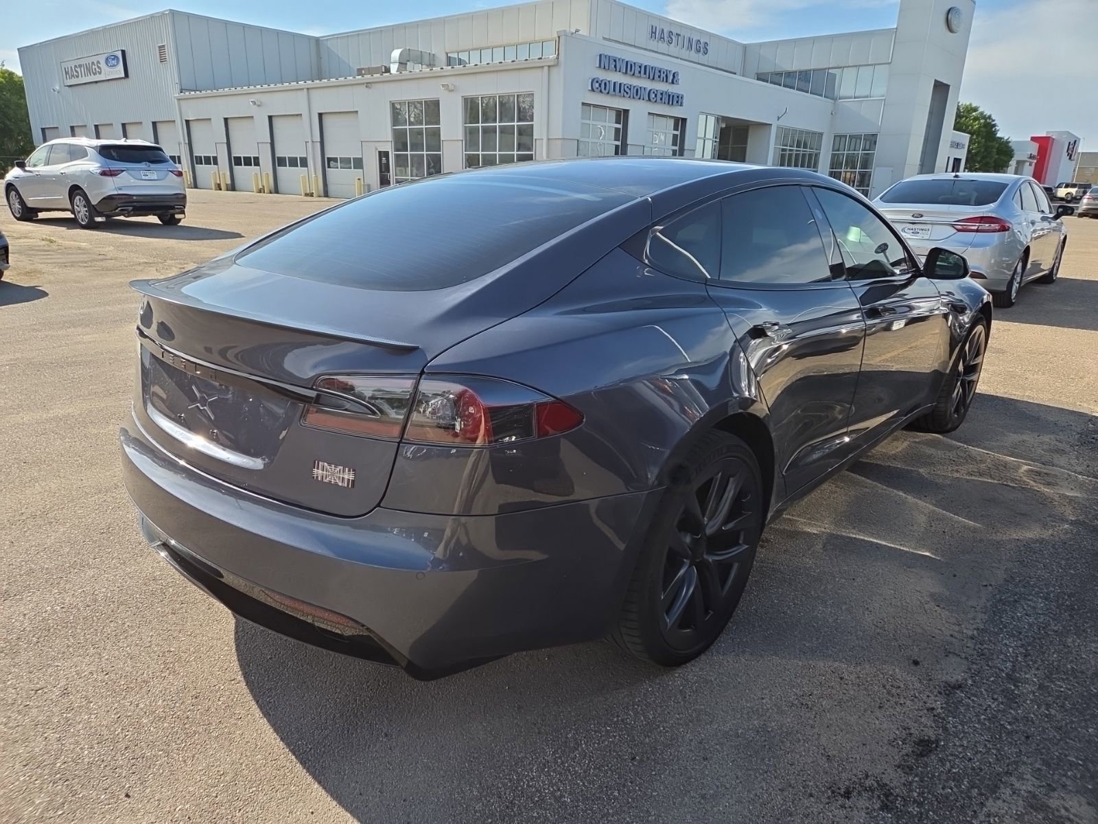 Used 2022 Tesla Model S Plaid AWD/4WD image 5