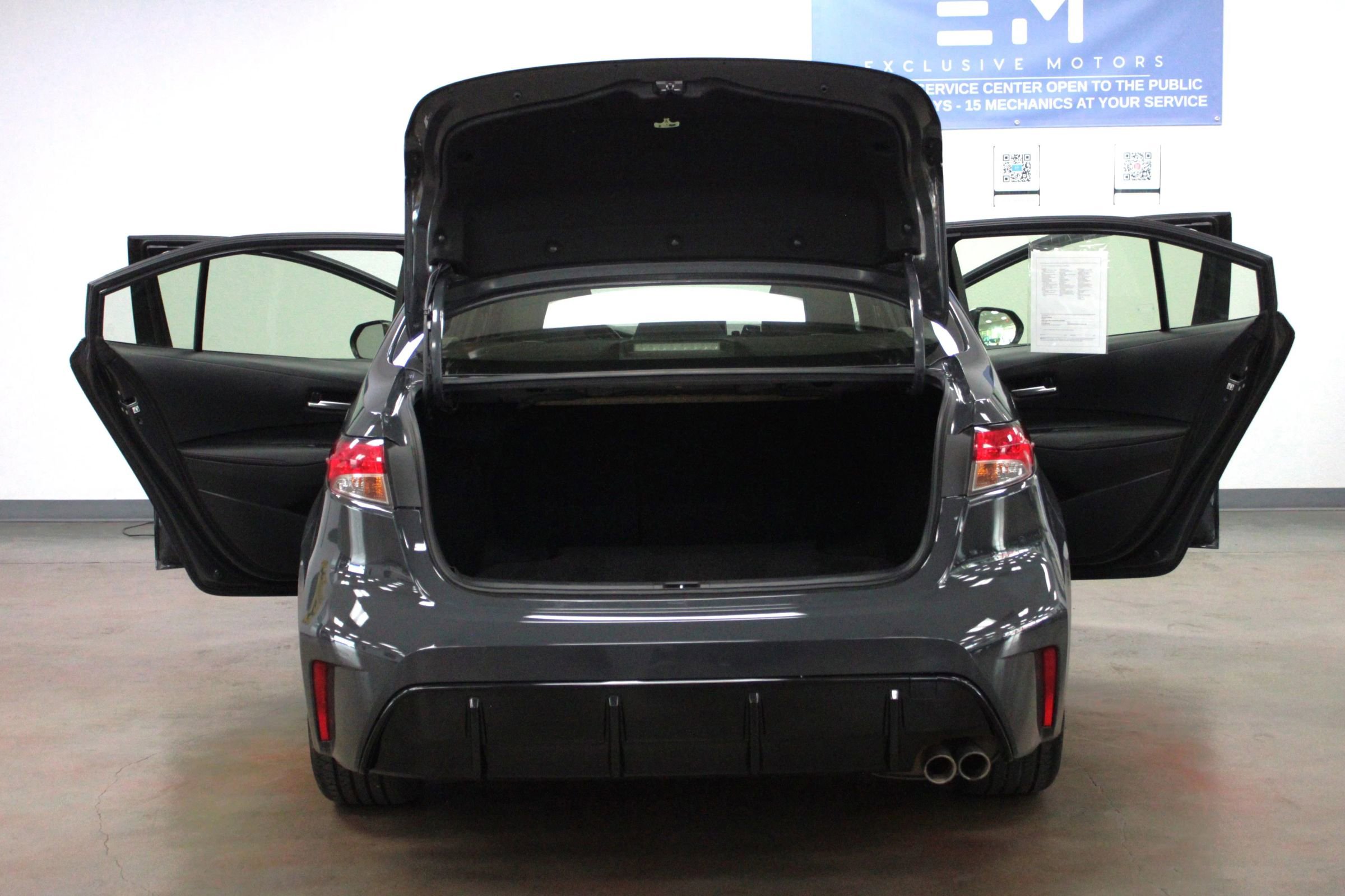 Used 2023 Toyota Corolla SE image 8