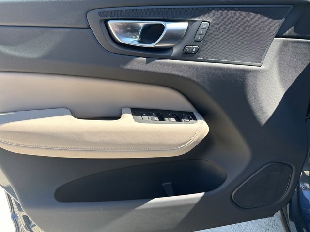 New 2026 Volvo XC60 T8 Plus w/ Protection Package Premier image 12