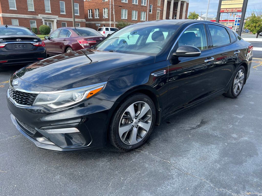 Used 2019 Kia Optima S w/ S Panoramic Sunroof Package image 3