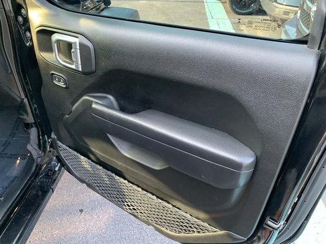 Used 2022 Jeep Wrangler Unlimited Sport AWD/4WD image 13