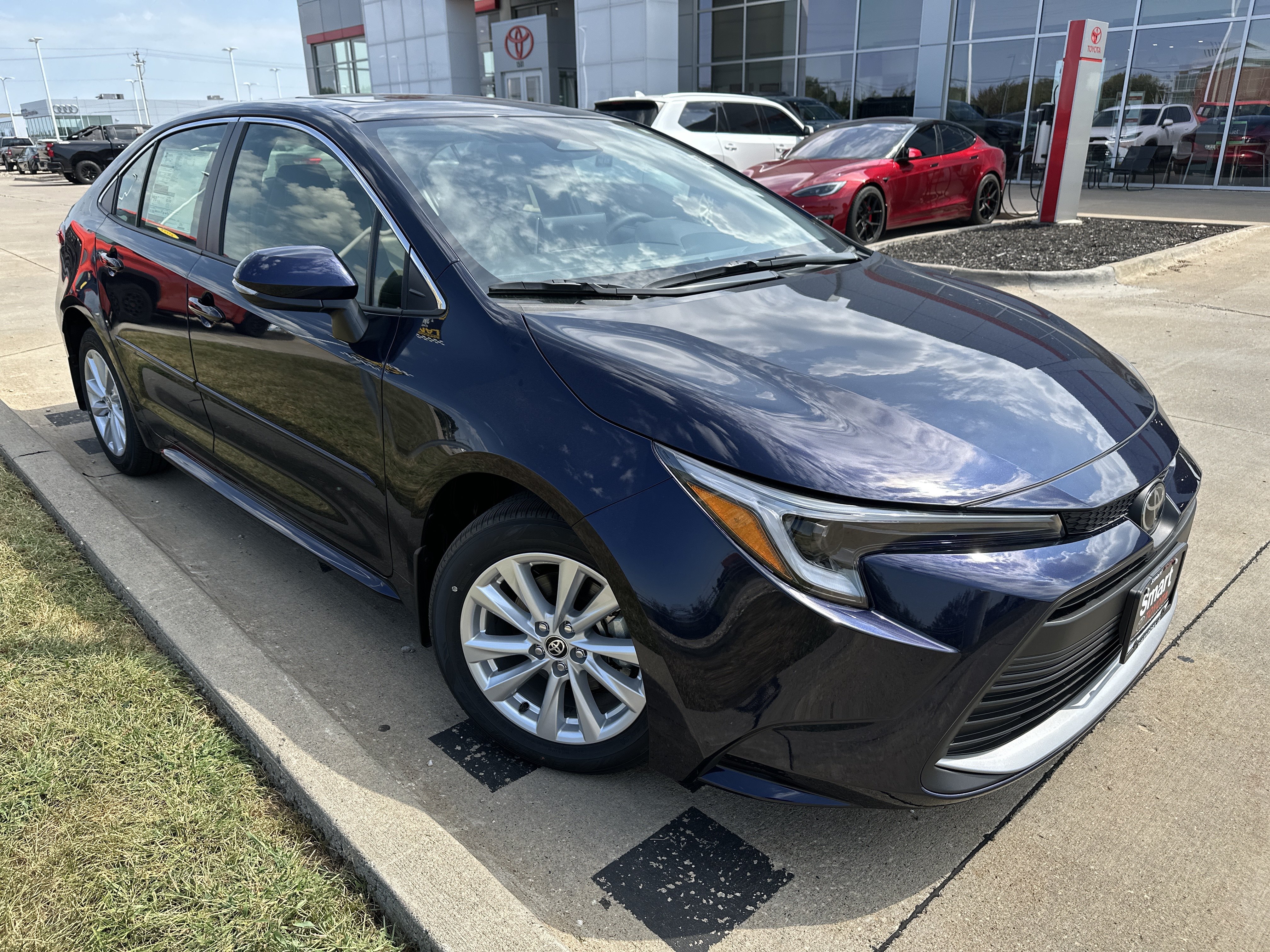 New 2026 Toyota Corolla Hybrid Sedan FWD image 1