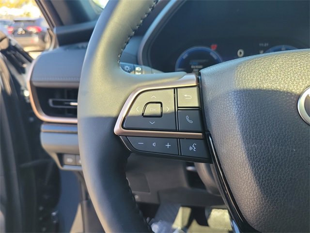 Used 2025 Toyota Grand Highlander AWD Hybrid image 16