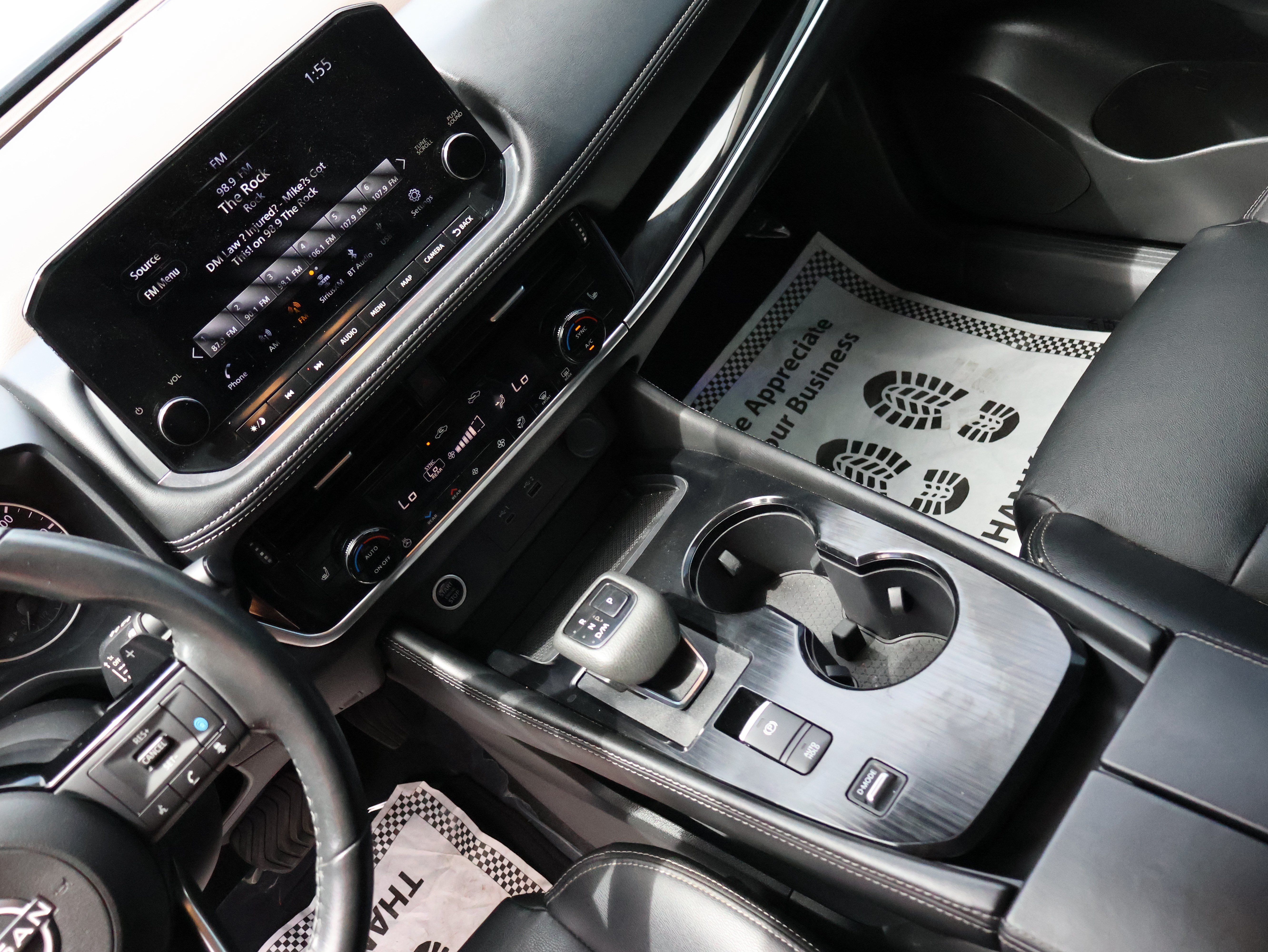 Used 2023 Nissan Rogue SL w/ SL Premium Package FWD image 18
