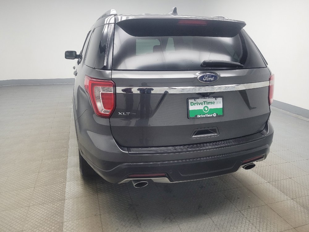 Used 2018 Ford Explorer XLT FWD image 6