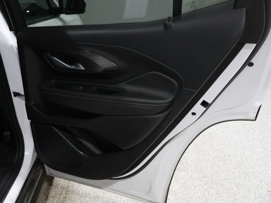 Used 2024 GMC Terrain SLE image 20