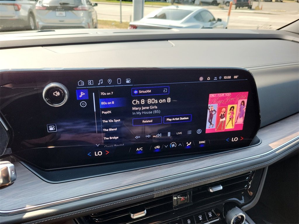 Used 2025 Chevrolet Tahoe LS image 12