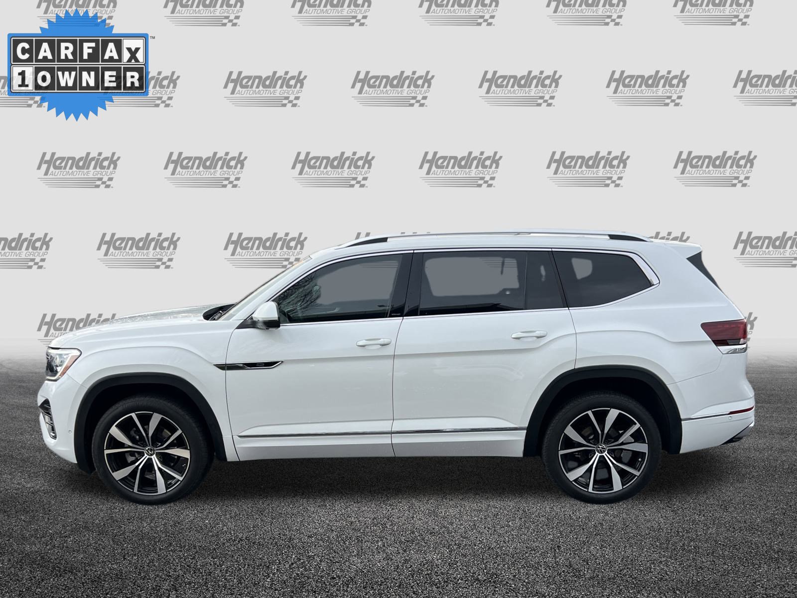 Used 2024 Volkswagen Atlas SEL Premium R-Line image 7
