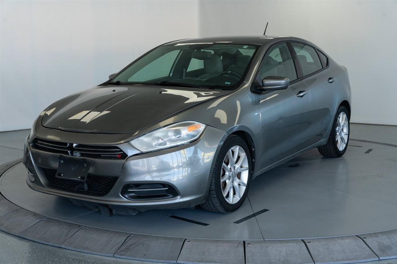 Used 2013 Dodge Dart SXT w/ Popular Equipment Group FWD image 3