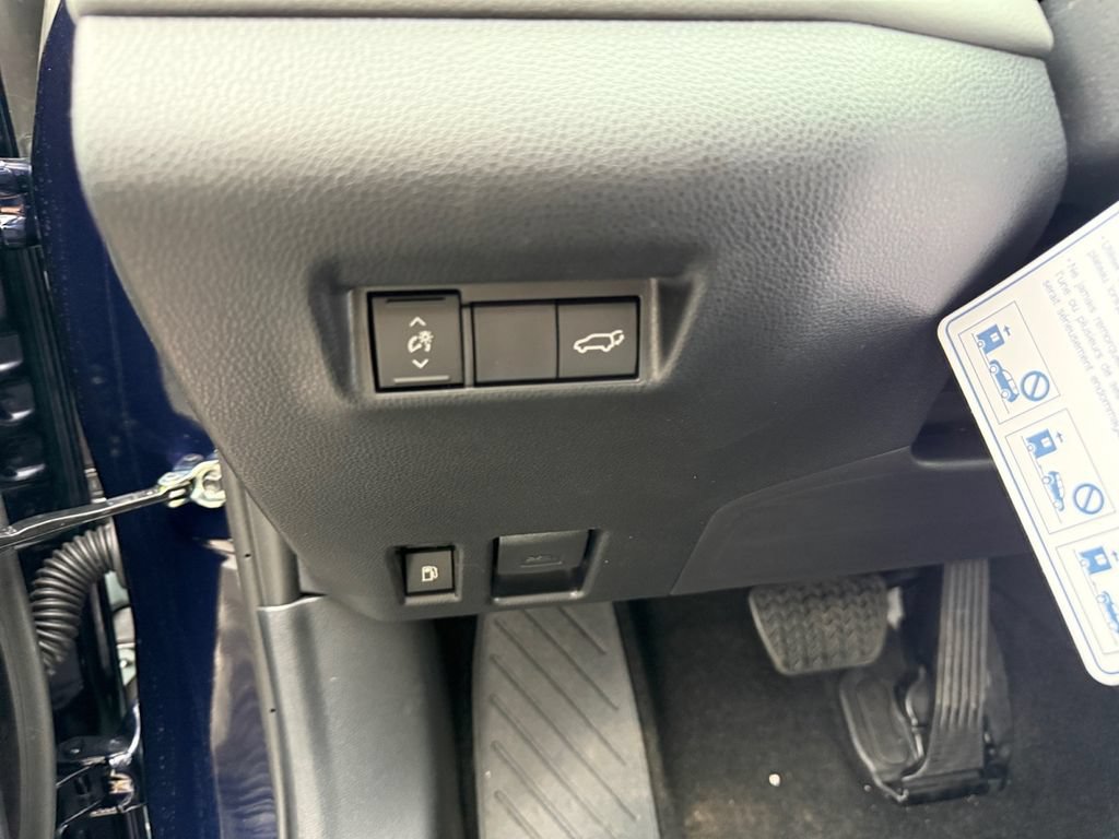 New 2026 Toyota RAV4 SE AWD/4WD image 28