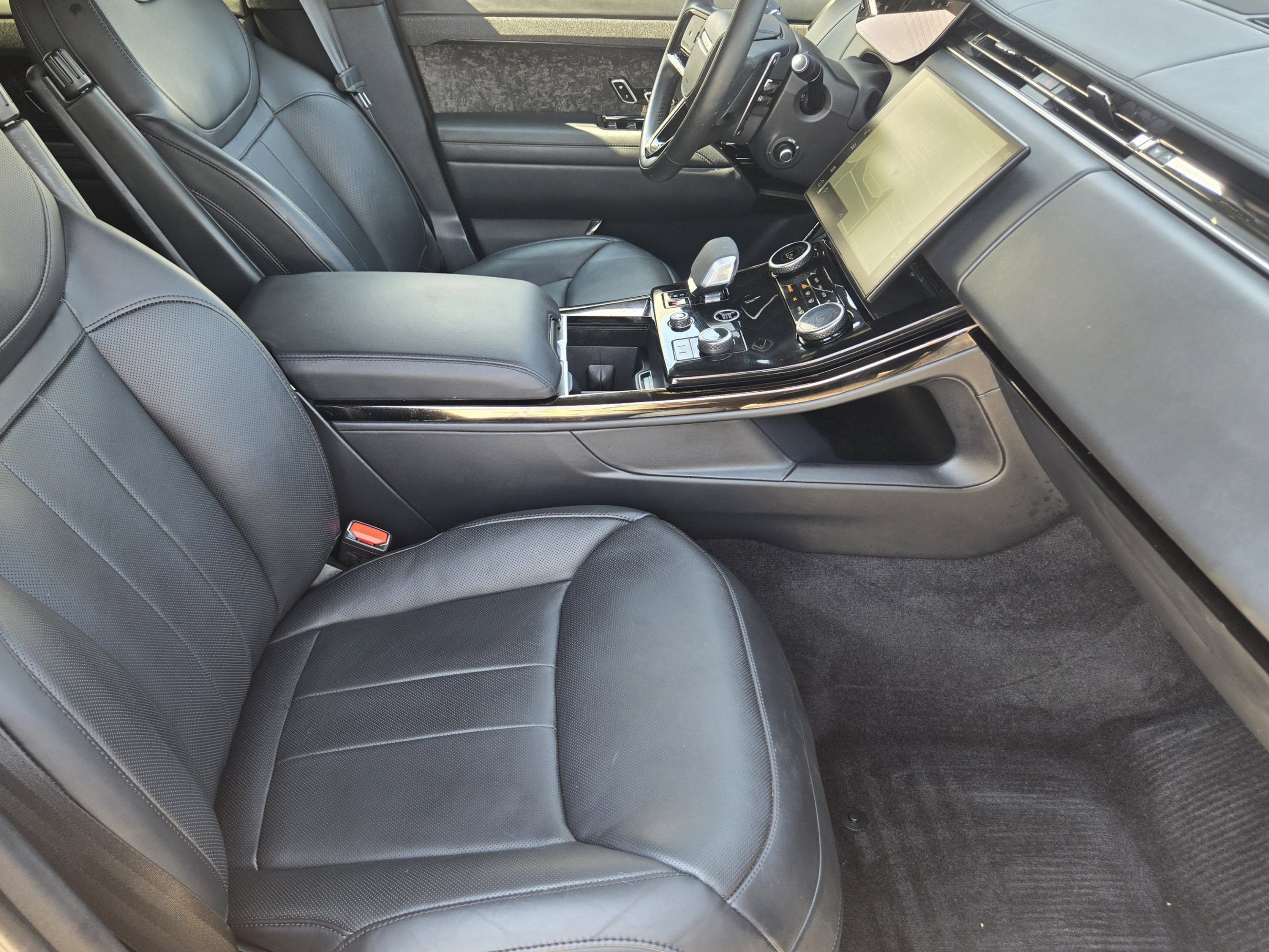 Certified 2023 Land Rover Range Rover Sport First Edition AWD/4WD image 9