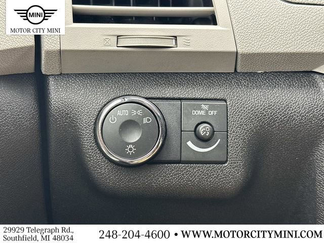 Used 2010 Chevrolet Traverse LTZ AWD/4WD image 30