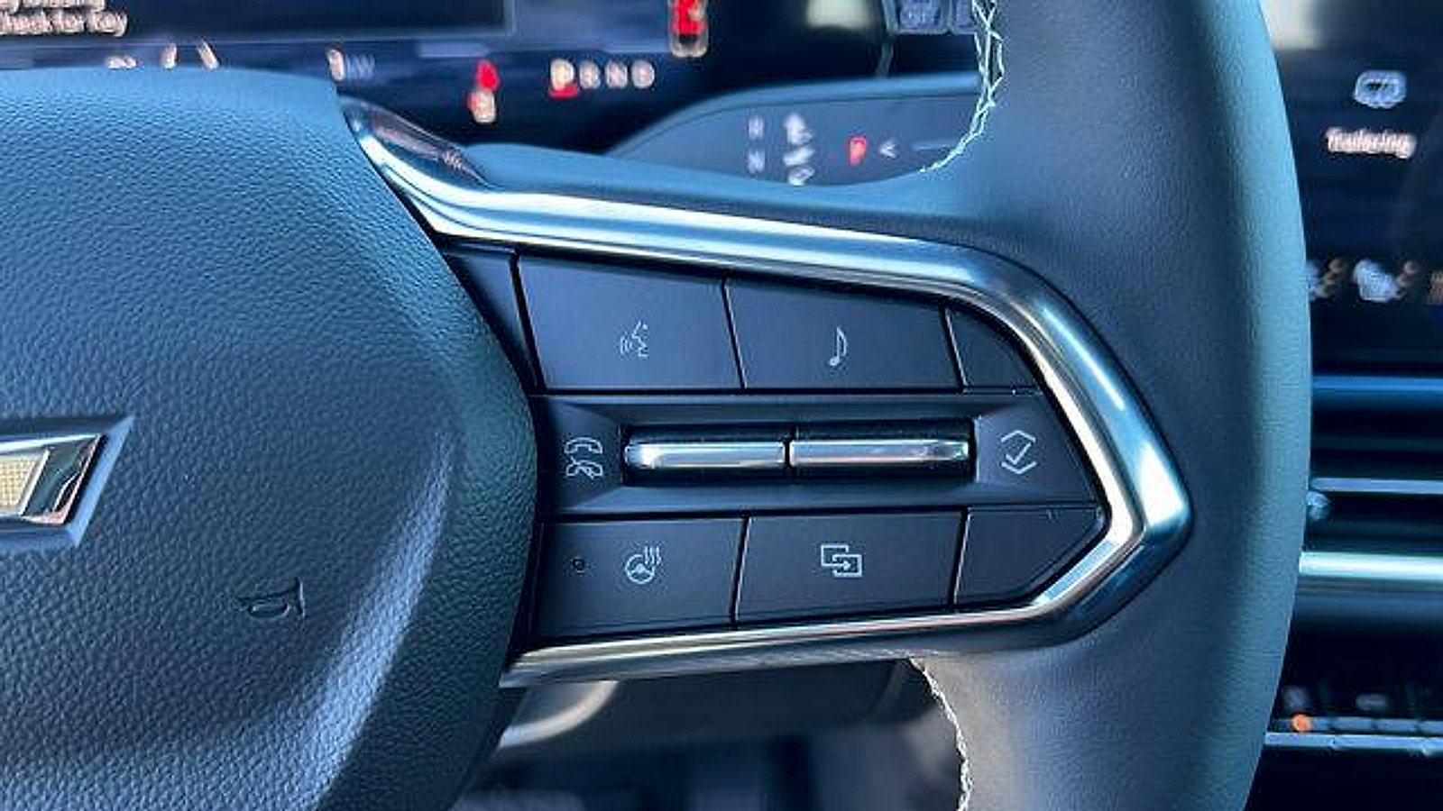 New 2026 Chevrolet Equinox EV LT image 25