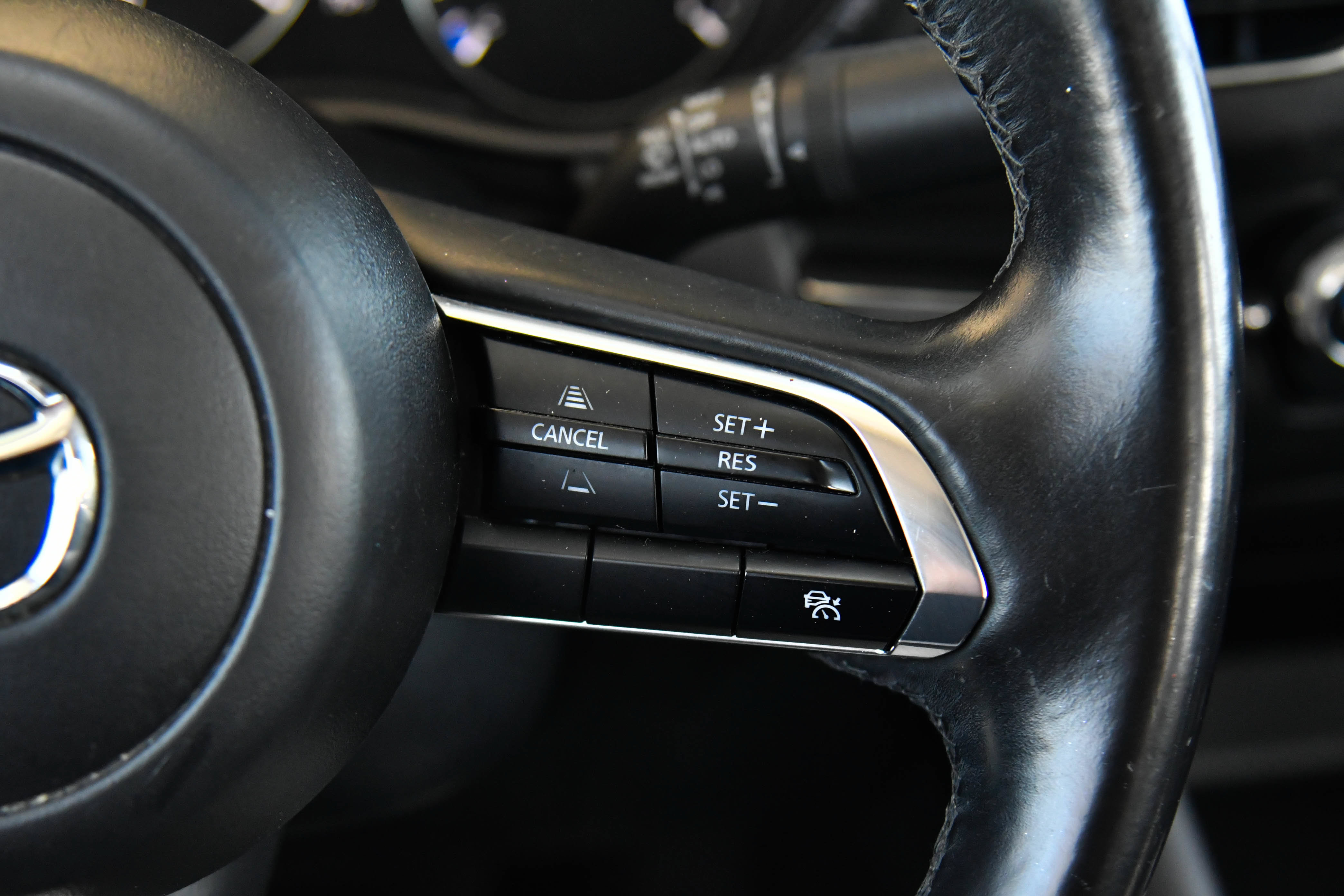 Used 2024 MAZDA MAZDA3 s FWD image 27