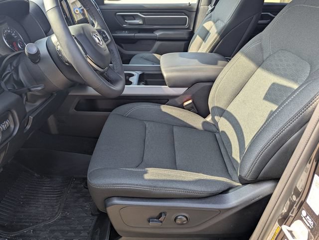 Used 2025 RAM 1500 Big Horn AWD/4WD image 10