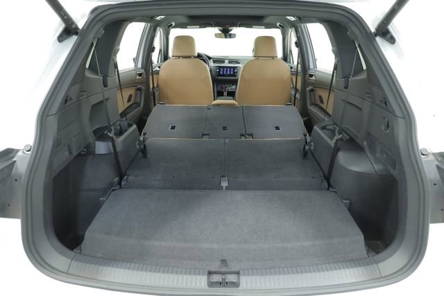 Used 2024 Volkswagen Tiguan SE image 37