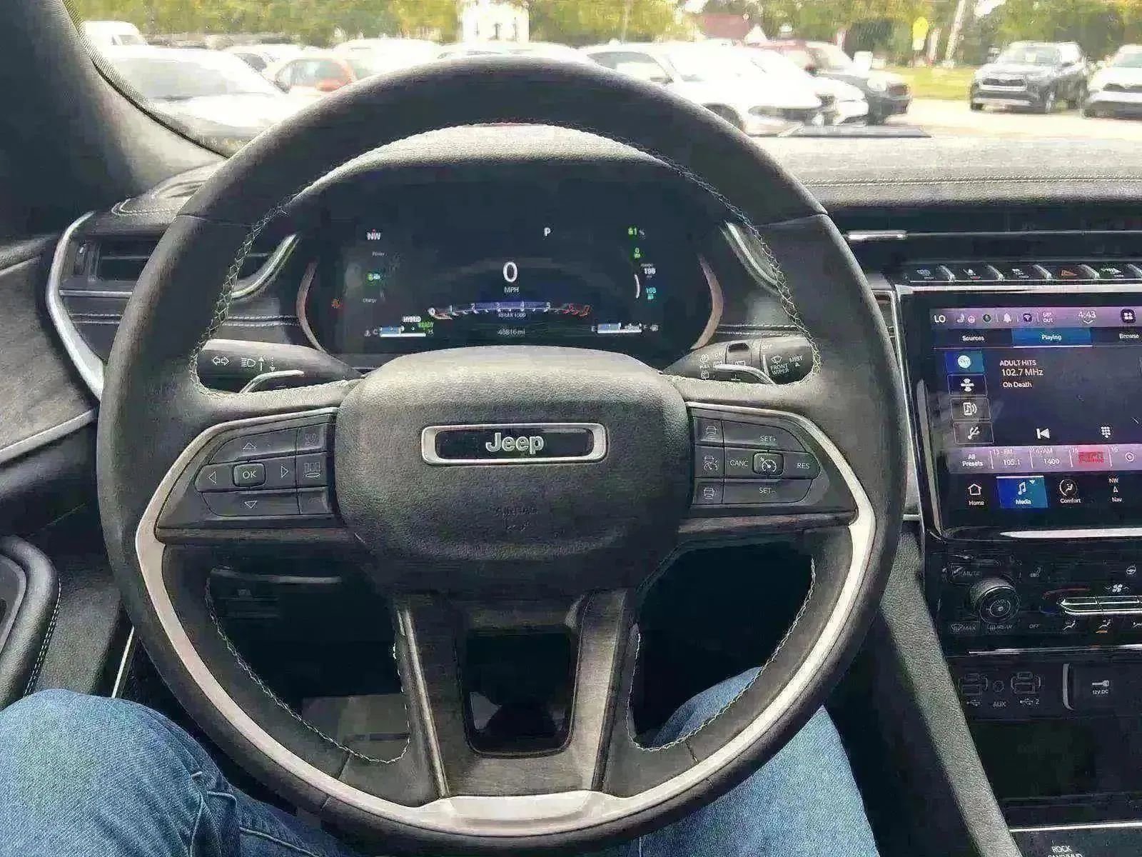 Used 2024 Jeep Grand Cherokee Limited 4xe image 11