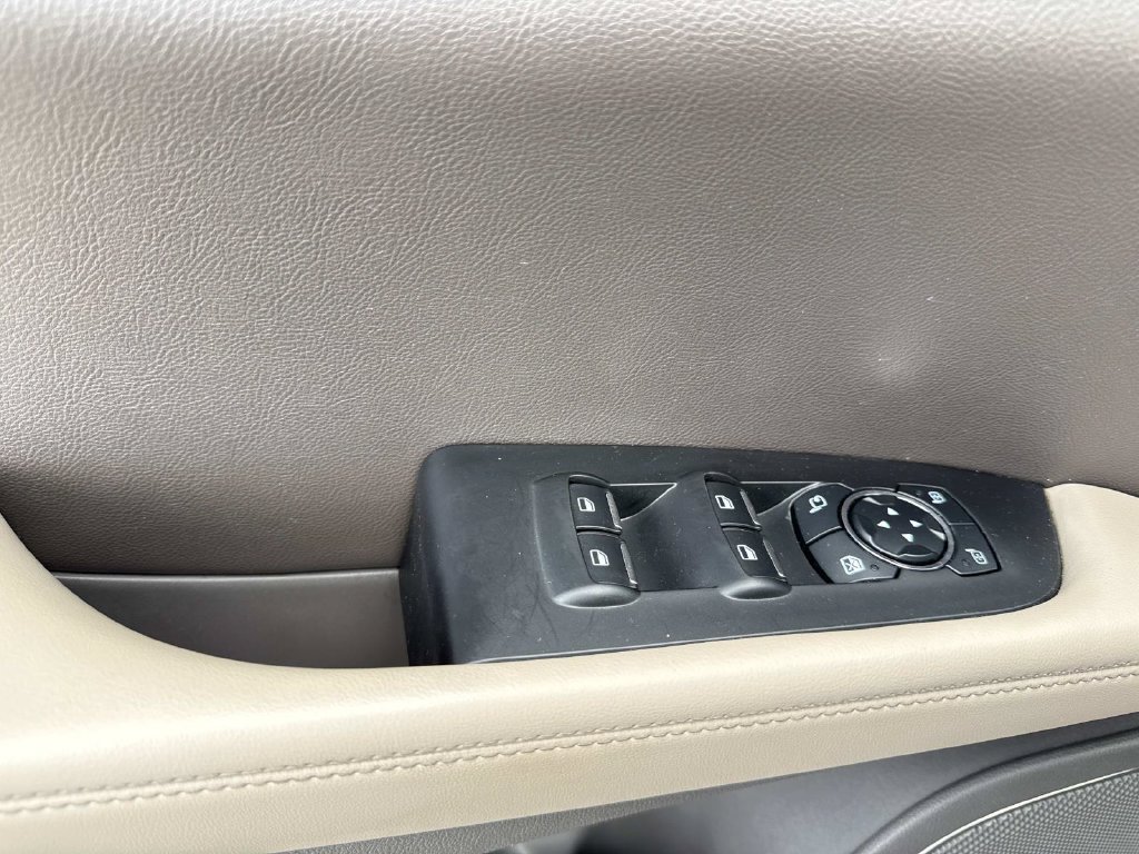 Certified 2023 Lincoln Nautilus AWD w/ Premium Package image 19