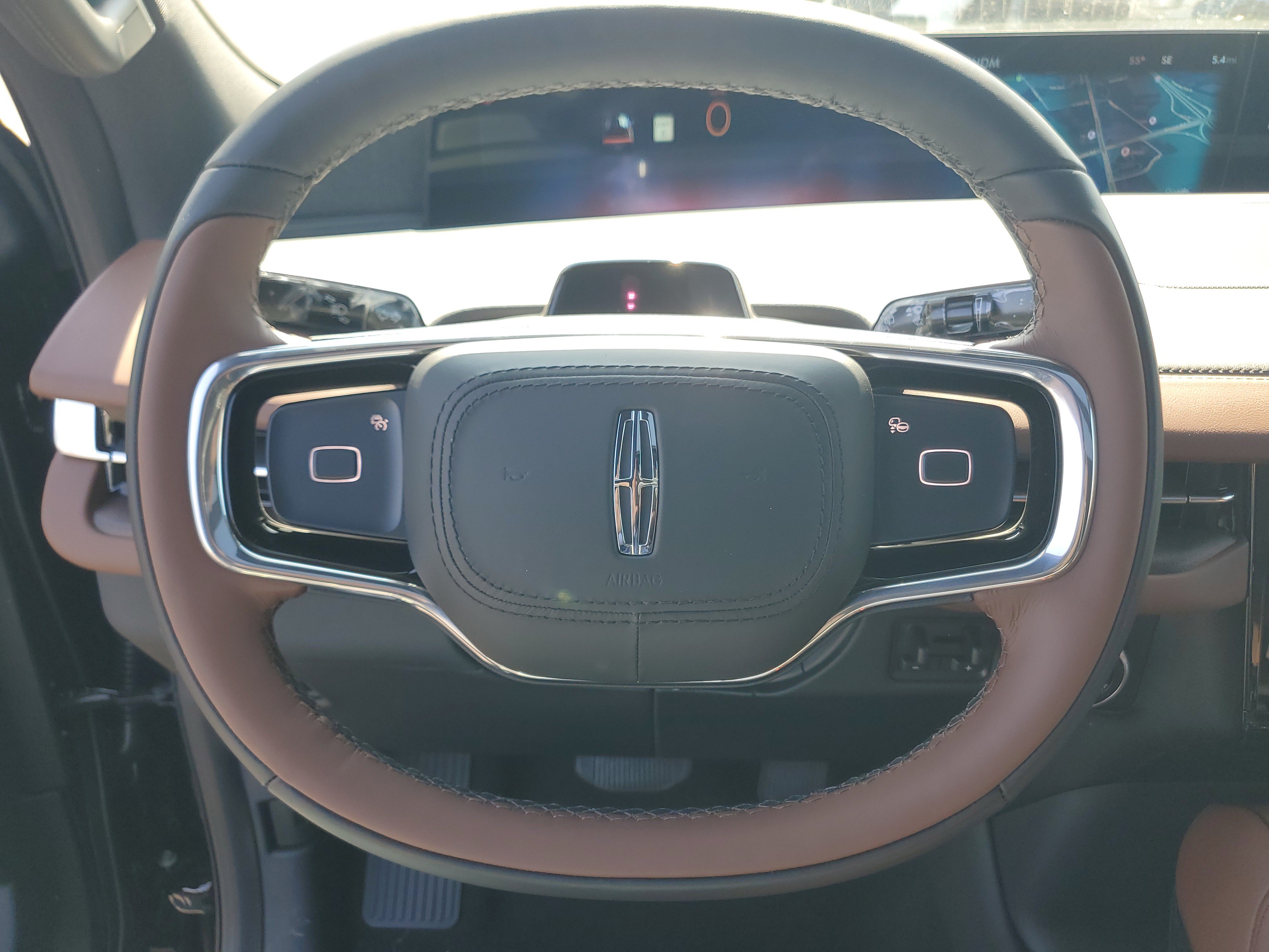New 2026 Lincoln Navigator Reserve AWD/4WD image 16