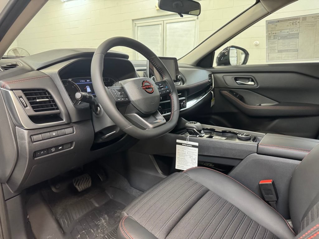New 2026 Nissan Rogue SV AWD/4WD image 12
