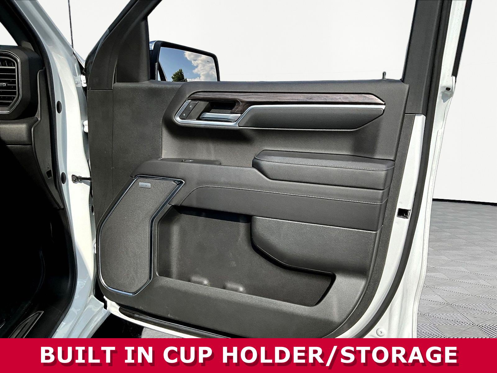 Used 2023 Chevrolet Silverado 1500 LTZ AWD/4WD image 27