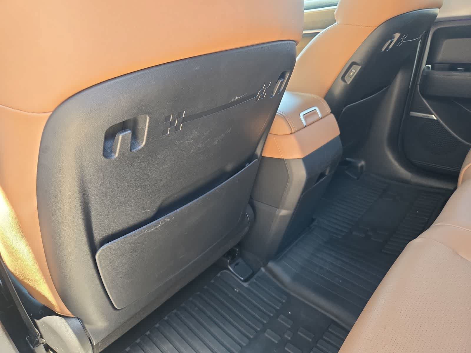 Used 2024 Hyundai Santa Fe Limited FWD image 19