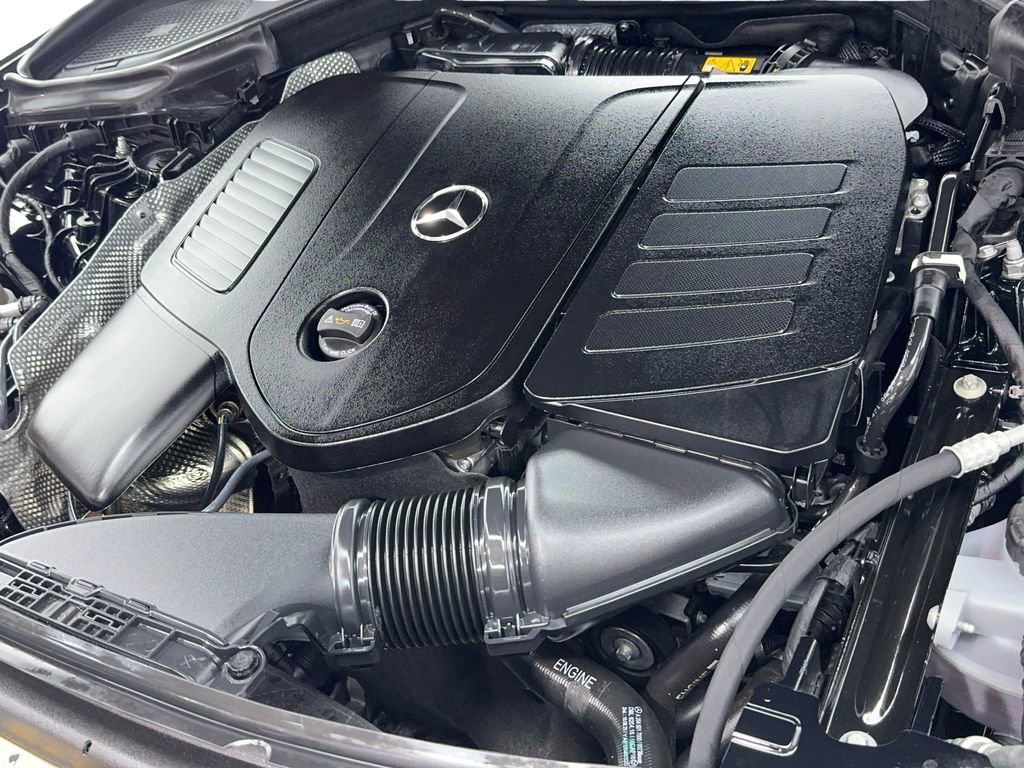 Used 2024 Mercedes-Benz GLC 300 4MATIC image 60