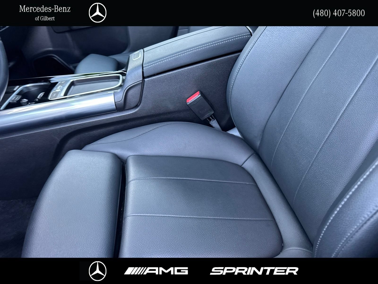 Certified 2025 Mercedes-Benz GLA 250 w/ Exclusive Package image 12